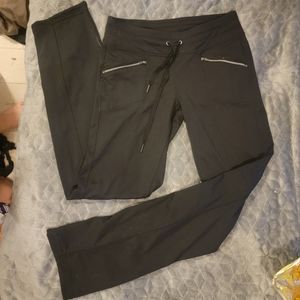 Athleta NWT'S XS amazing leggings